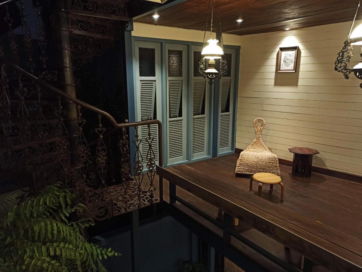 Priya Boutique House Panzió Bangkok Kültér fotó