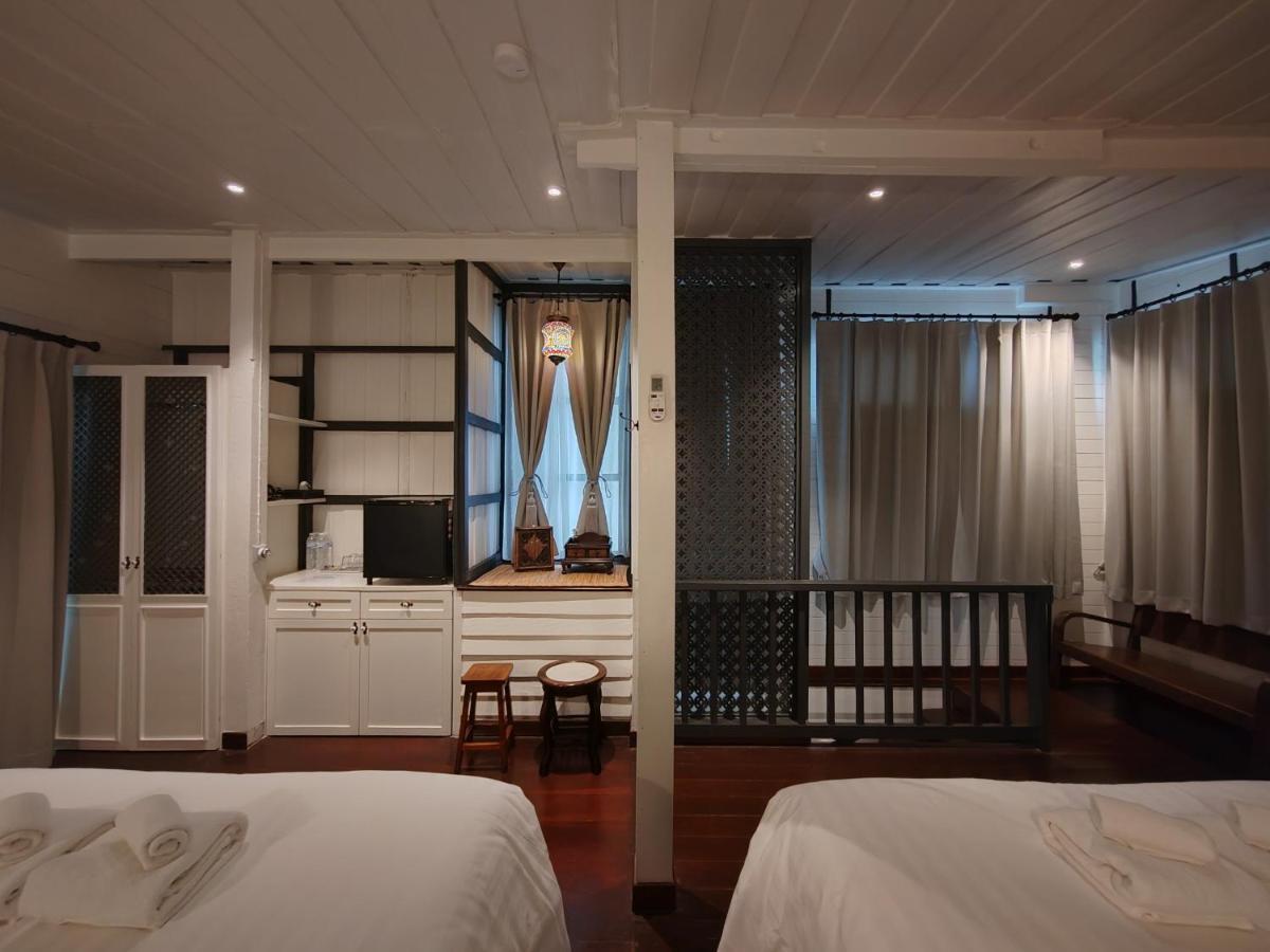 Priya Boutique House Panzió Bangkok Kültér fotó