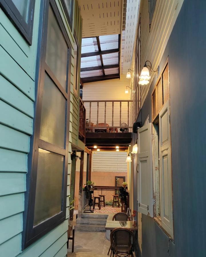 Priya Boutique House Panzió Bangkok Kültér fotó