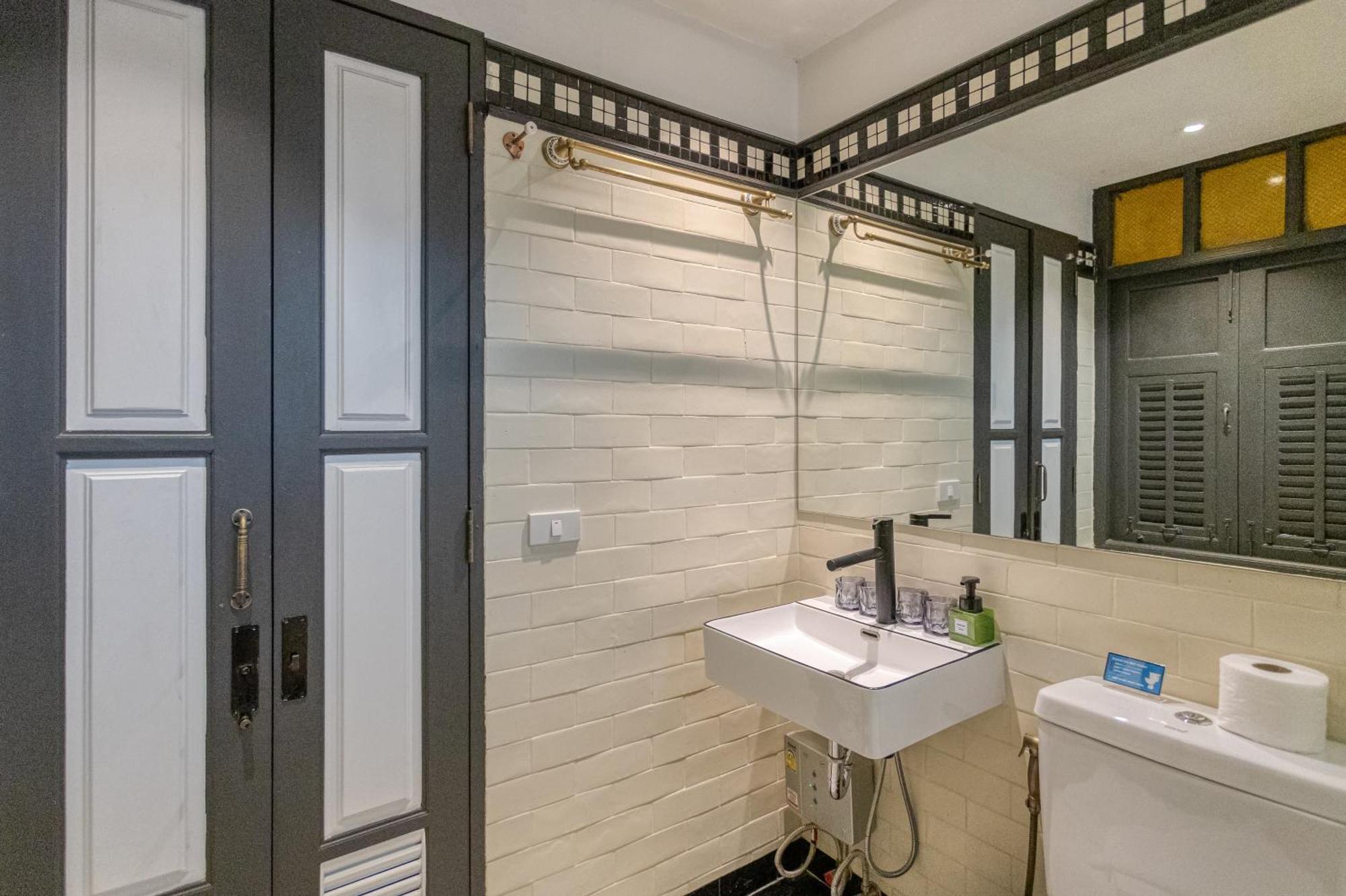 Priya Boutique House Panzió Bangkok Kültér fotó