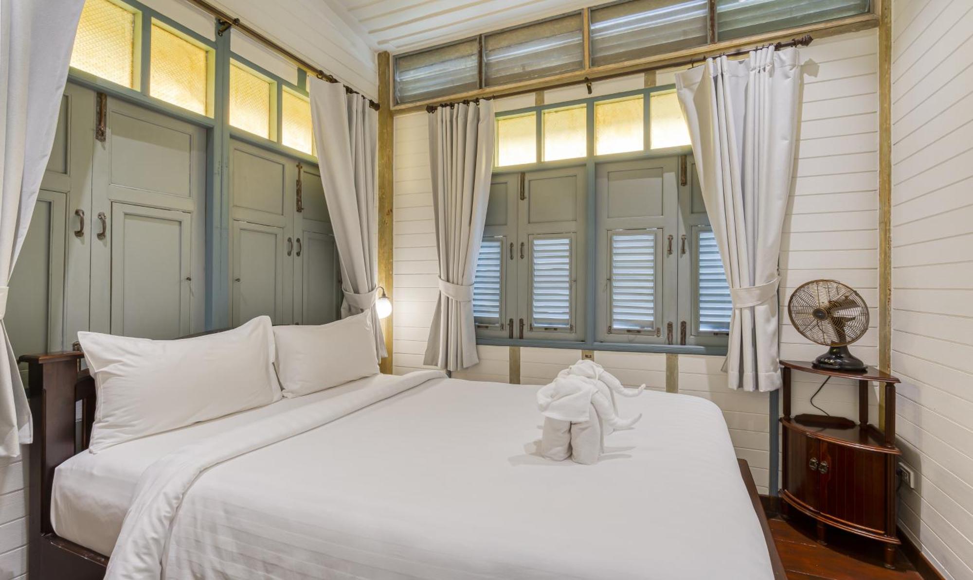 Priya Boutique House Panzió Bangkok Kültér fotó