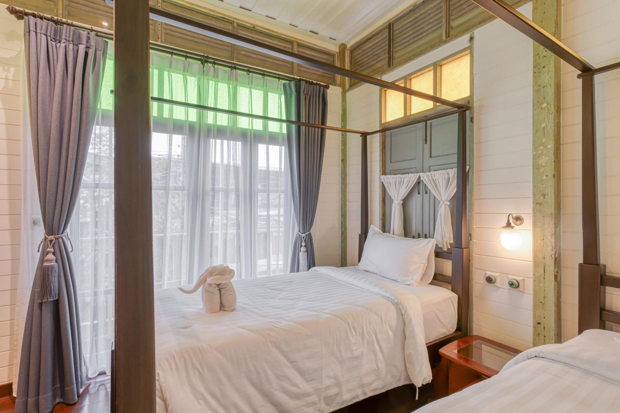 Priya Boutique House Panzió Bangkok Kültér fotó