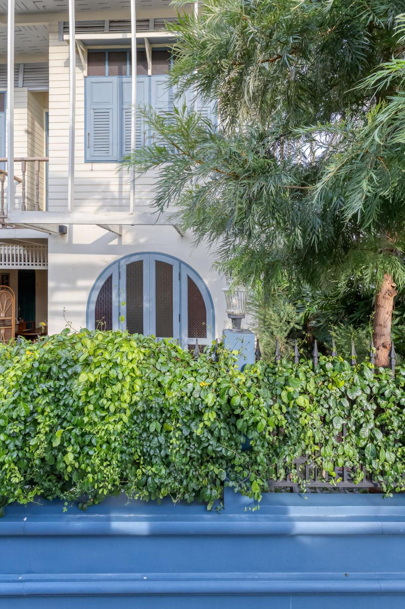 Priya Boutique House Panzió Bangkok Kültér fotó
