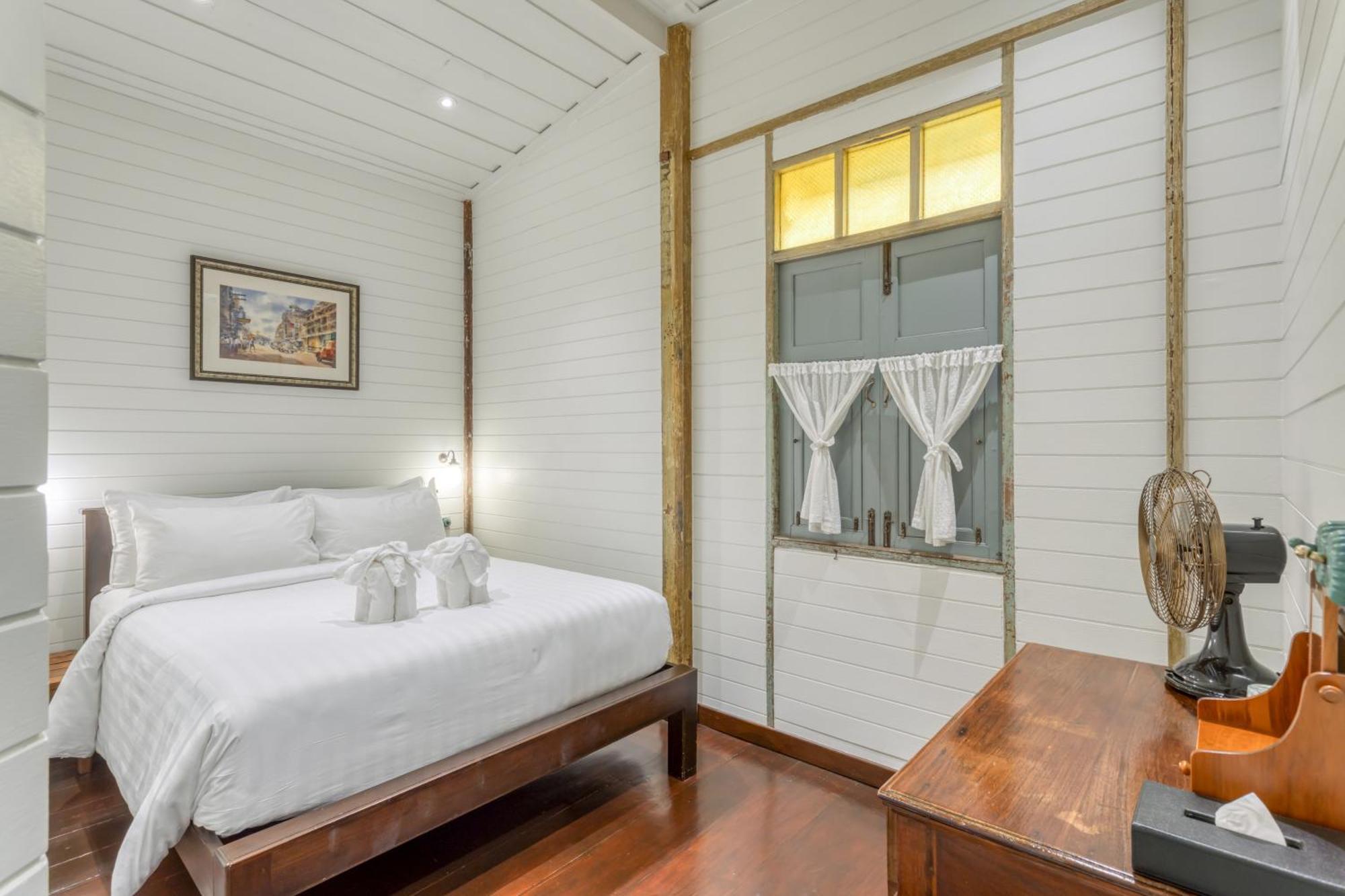 Priya Boutique House Panzió Bangkok Kültér fotó